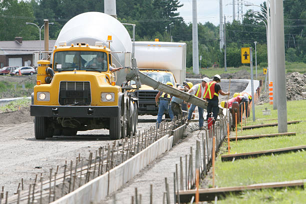 Best Residential Concrete Services  in Valinda, CA